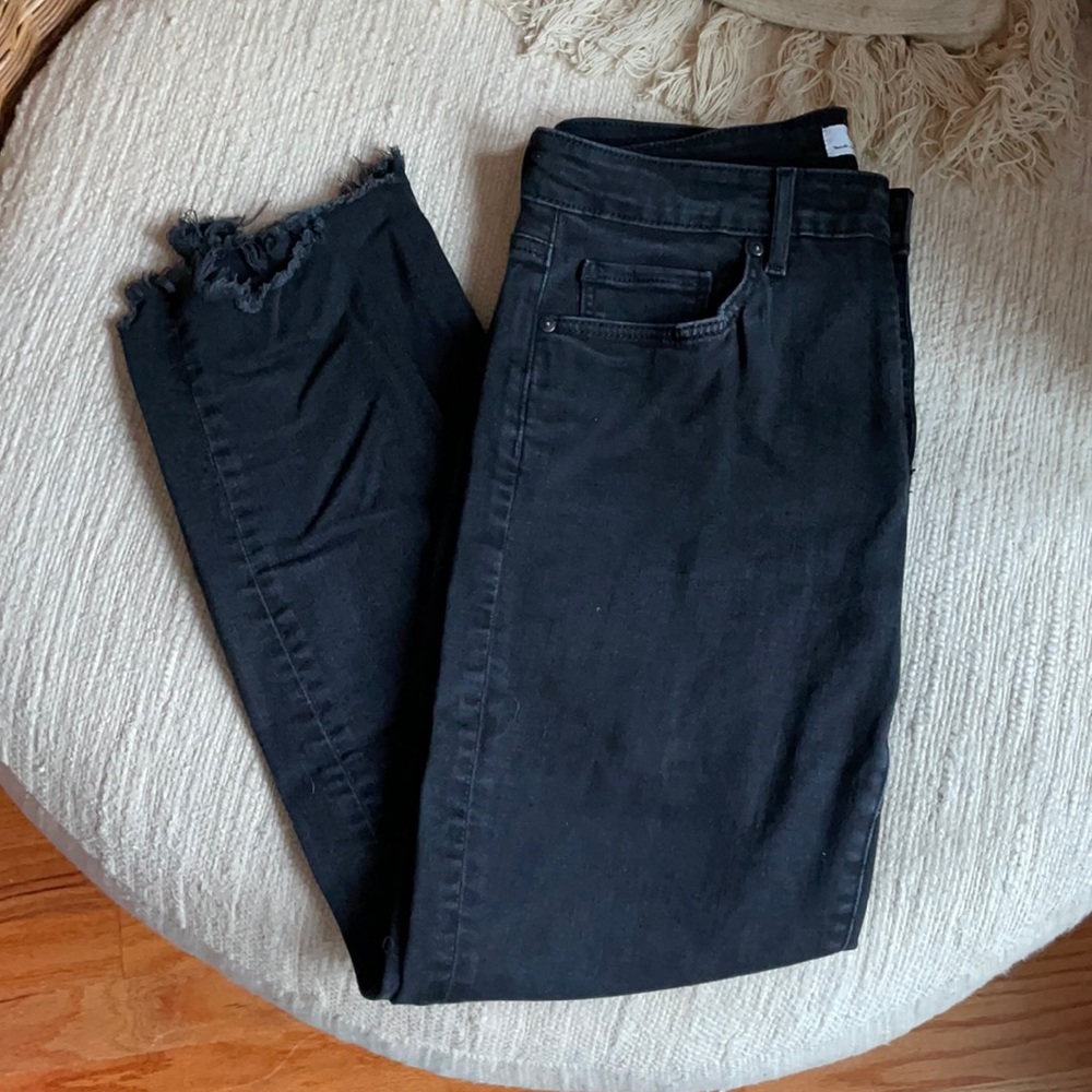 Loft Curvy Skinny black button fly jeans
